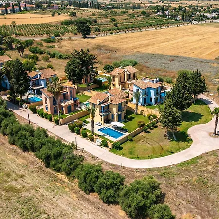 Schoenes Ferienhaus Mit Balkon In Chrysochous 폴리스